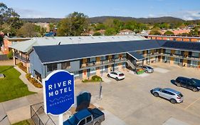 River Motel