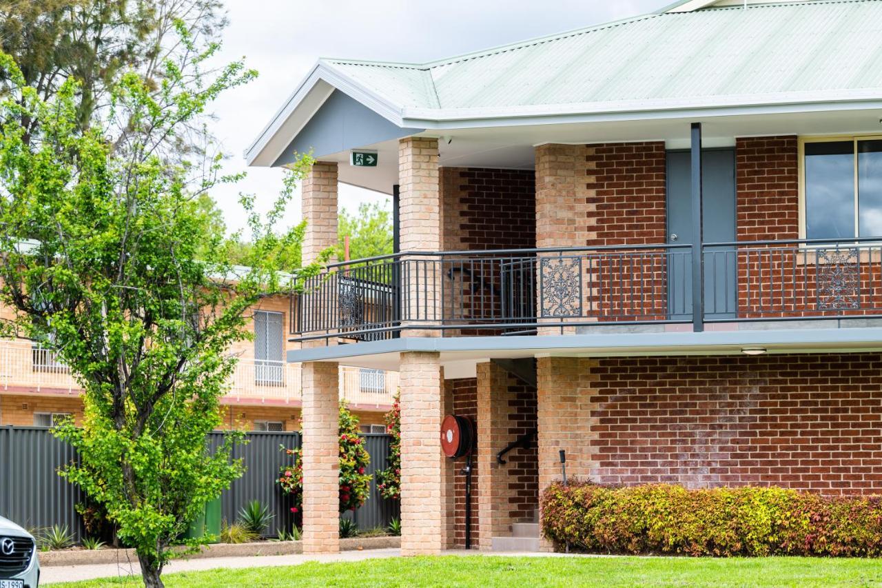 River Motel Queanbeyan Exterior photo